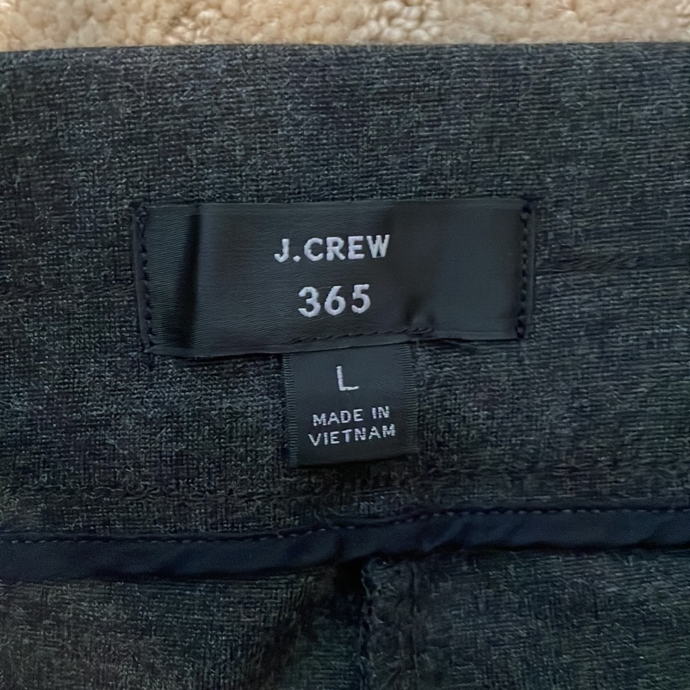 Jcrew wide legged cropped stretchy pants. - Picture 2 of 4